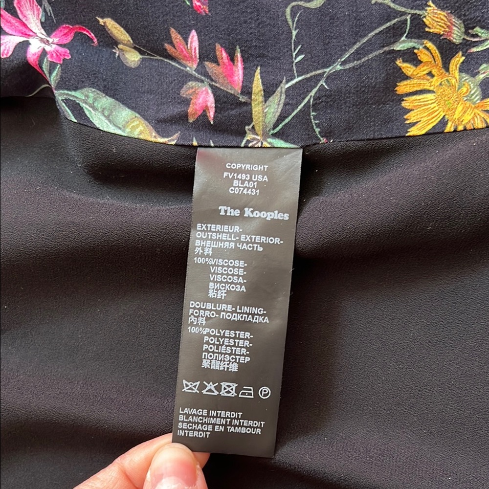 Floral Black Blazer - Picture 3 of 9